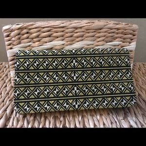 NEW! Boutique Shiraleah Chicago Gold Clutch